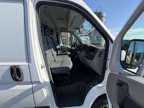 Boxer Pack CD Clim 333 L3H2 2.2 HDi - 120 III FOURGON TOLE Fourgo 2010 occasion 19100 Brive-la-Gaillarde