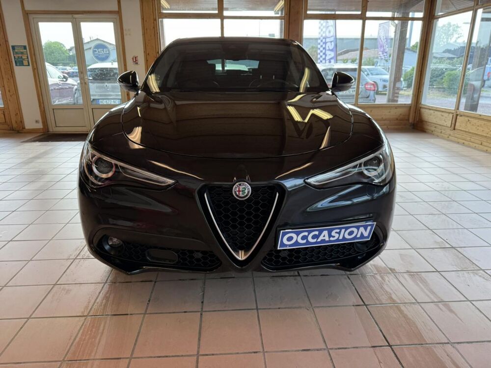 Stelvio 2.2 D - 190 - BVA Lusso / Revision + Distribution OK - Gara 2019 occasion 33700 M&eacute;rignac