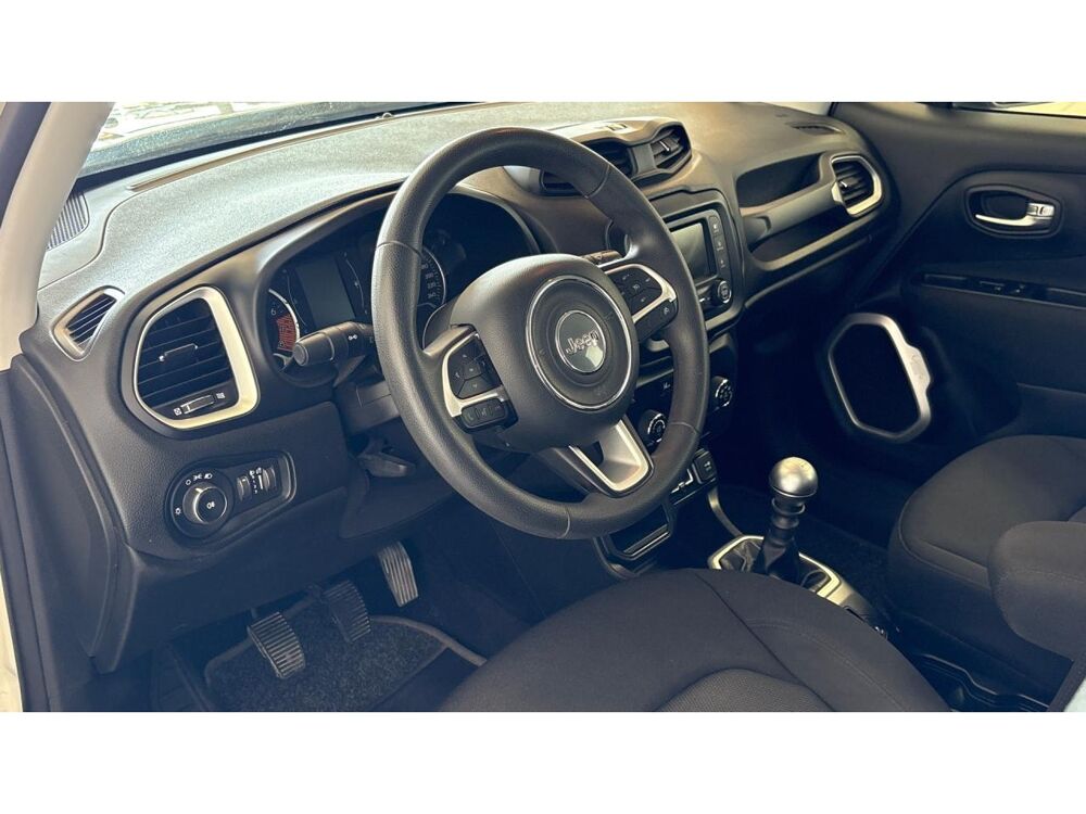 Renegade - 120 4x2 Limited / SUIVI FACTURE / DETECTEUR ANGLE MORT / 2019 occasion 17600 Saujon