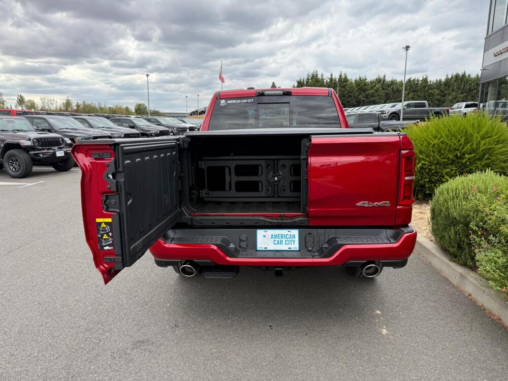RAM 1500 CREW TUNGSTEN AIR BOX HAYON MULTI 2026 occasion 91830 Le Coudray-Montceaux