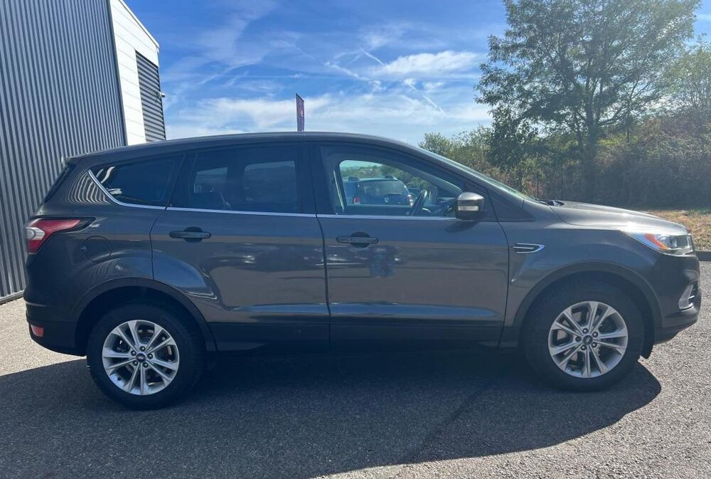 Kuga 2.0 TDCI 150 TITANIUM 4X2 START-STOP / CARPLAY / RADARS ARR 2017 occasion 42170 Saint-Just-Saint-Rambert