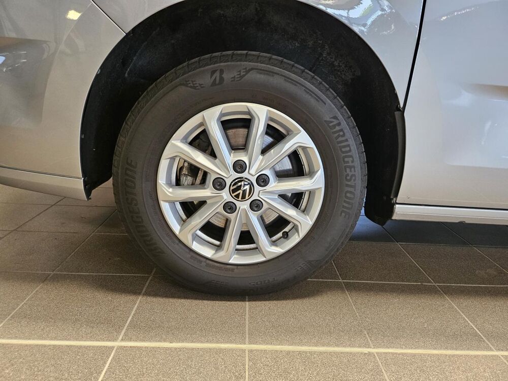 MULTIVAN T7 2.0 TDI 150 DSG 7PL 2023 occasion 26000 Valence