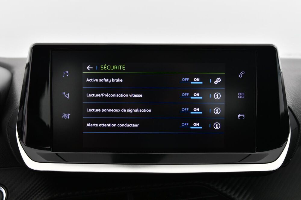 208 50 kWh 136ch Active occasion 17130 Montendre