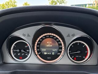 Classe GLK 220 CDI 170 - BVA G-Tronic PHASE 2 - ATELAGE / SUIVI MERCEDE 2011 occasion 49070 Beaucouz&eacute;