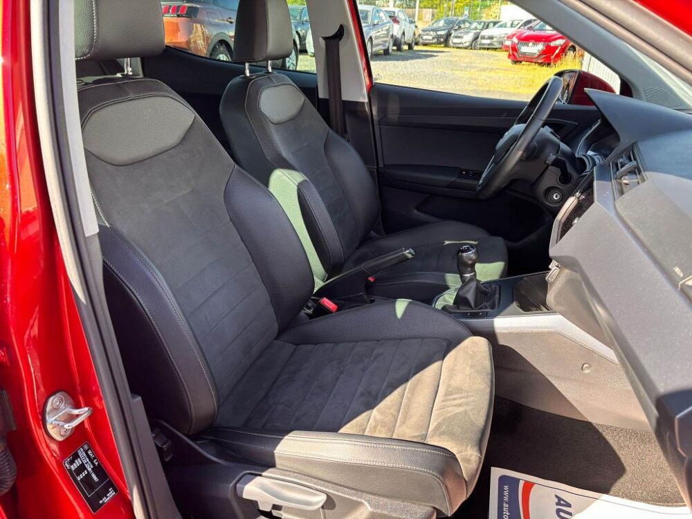 Arona 1.0 EcoTSI - 95 S&S Urban gps + clim + camera AR + Radar AR 2021 occasion 19100 Brive-la-Gaillarde