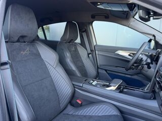 Rafale E-Tech Full Hybrid 200 Esprit Alpine avec Hayon &eacute;lectrique 2026 occasion 35300 Foug&egrave;res