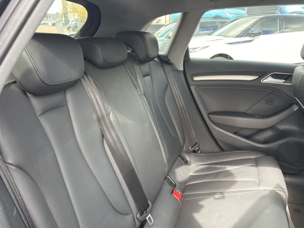 A3 40 e-tron 204 design luxe s tronic 6 euro6d-t 8cv 2020 occasion 85150 Les Achards