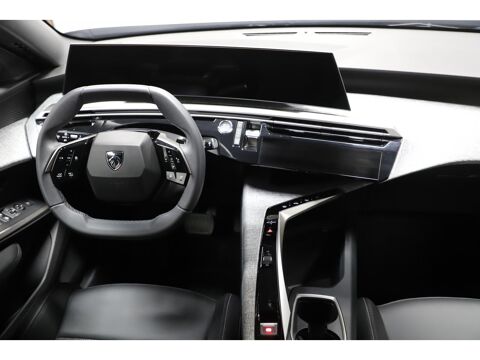 5008 Allure 1.2 Hybrid 145 e-DCS6 7 Places 2025 occasion 06550 La Roquette-sur-Siagne