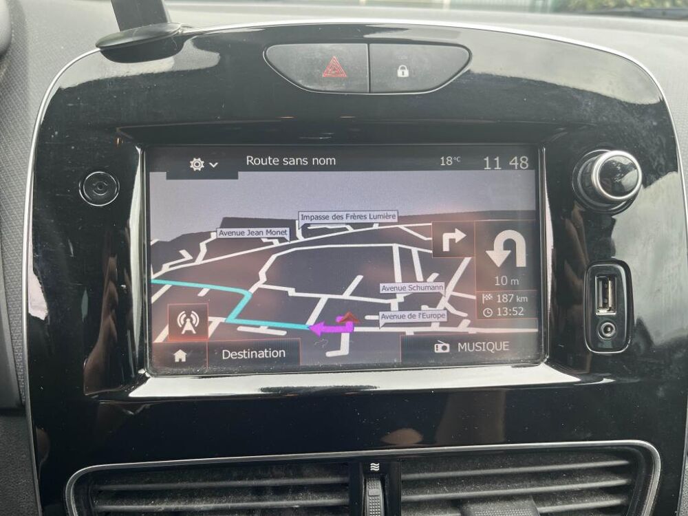 Clio 1.2 TCE 120ch - CLIM - BLUETOOTH - REGULATEUR 2017 occasion 13760 Saint-Cannat