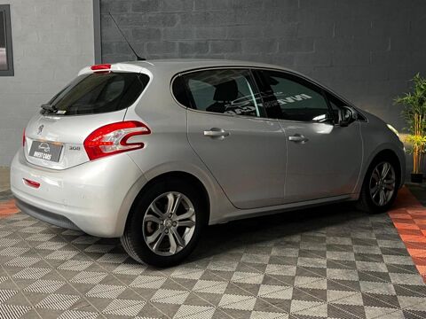 208 1.6 VTi 120CH BVA FINITION Allure MOTEUR A CHAINE - GARANTIE 2015 occasion 33700 M&eacute;rignac