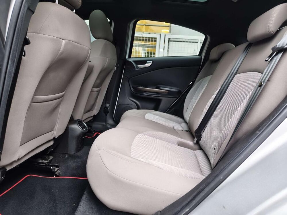 Giulietta 1.4 T-jet - 120 S/S BERLINE Distinctive 2015 occasion 77185 Lognes