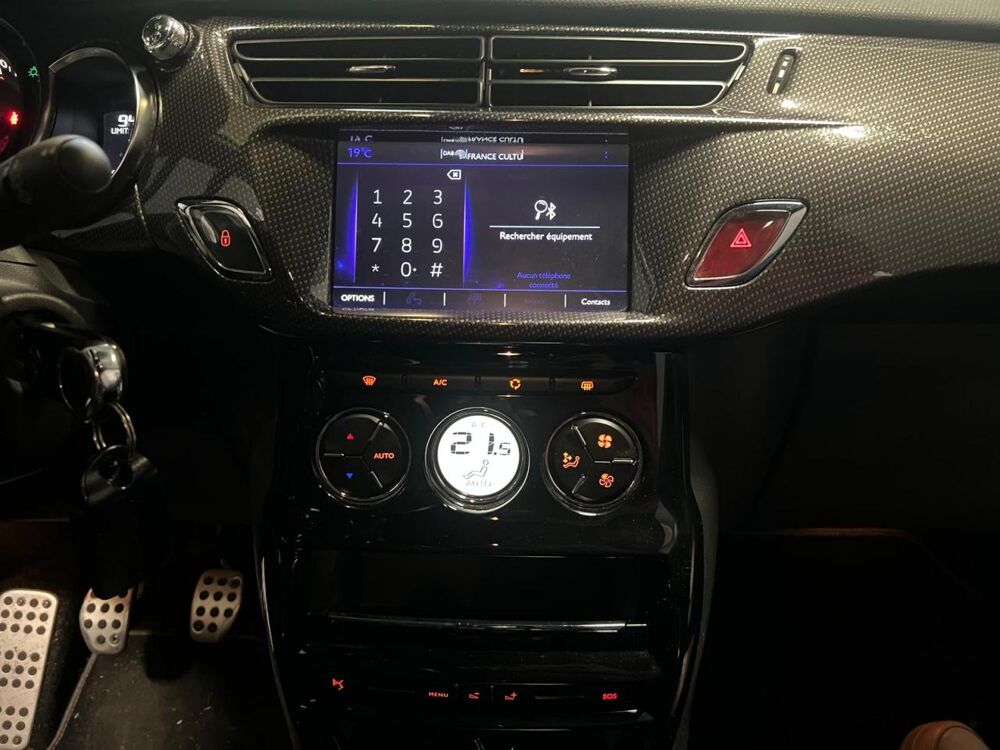 DS3 1.6 THP 165 CH FINITION Sport Chic GARANTIE 6 MOIS 2016 occasion 33700 M&eacute;rignac