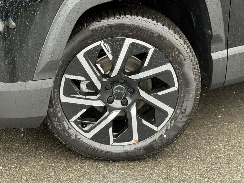 Compass Hybrid 145 e-DSC6 Summit avec Pack Drive Assist Plus 2026 occasion 35300 Foug&egrave;res