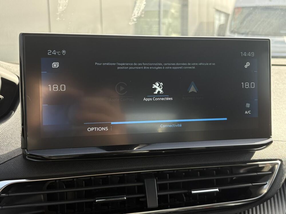 3008 PureTech 130 Active Pack avec GPS 10\', Cam&eacute;ra et Apple Car 2023 occasion 35300 Foug&egrave;res