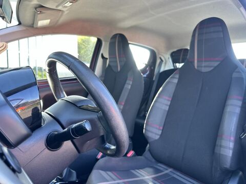 108 1.2i 82 CH Allure CAMERA DE RECUL KIT DISTRIB A JOUR GARANT 2015 occasion 33450 Montussan
