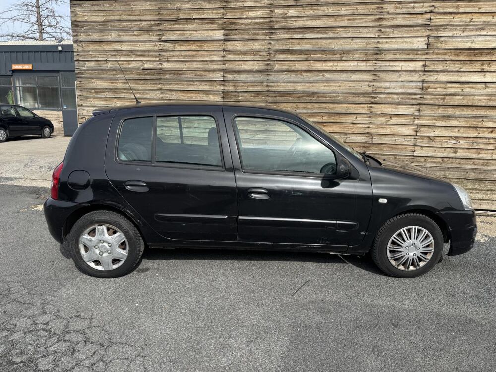 Clio 1.5 dCi - 65 II BERLINE Campus Evolution Dynamique PHASE 5 2010 occasion 19100 Brive-la-Gaillarde