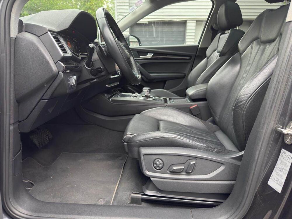 Q5 Quattro 2.0 50 TFSI e - 299 - BV S-tronic Avus - ATTELAGE - 2020 occasion 77185 Lognes