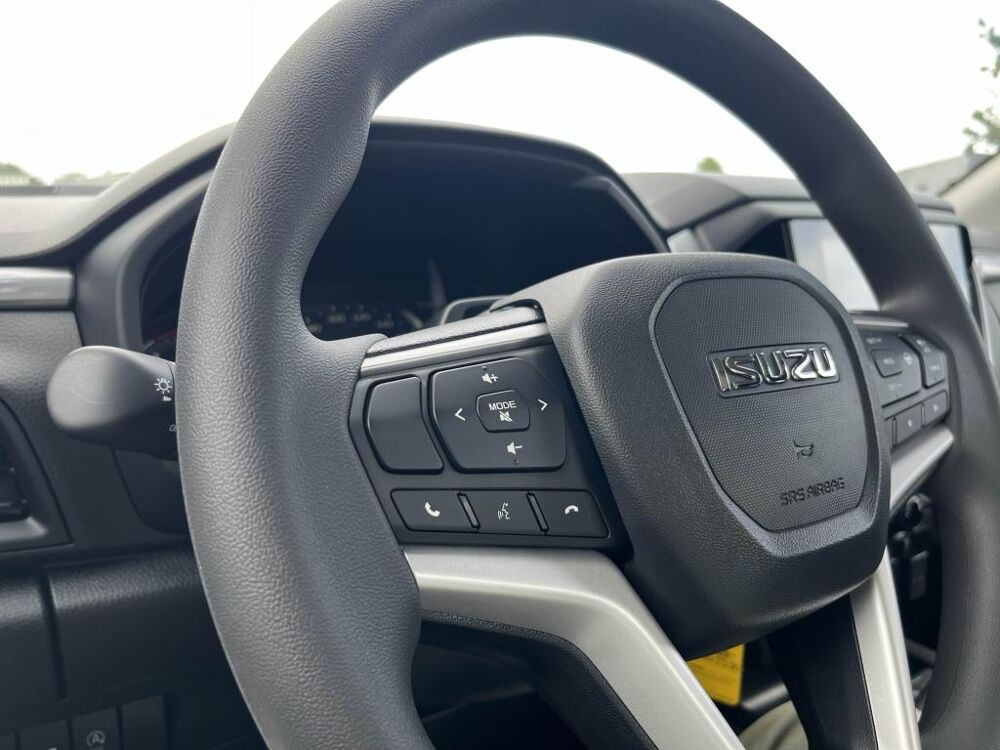 D-Max * 33 325 HT* SPACE EVOLUTION 2.2 DMS M/T 4x4 MY2026 Euro6e- 2026 occasion 44700 Orvault