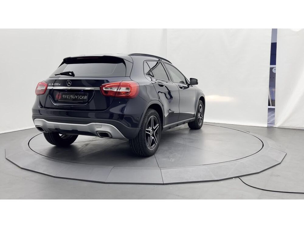 Classe GLA 200 d 136ch - INSPIRATION Phase 2 - GARANTIE 12 MOIS 2017 occasion 33130 B&egrave;gles