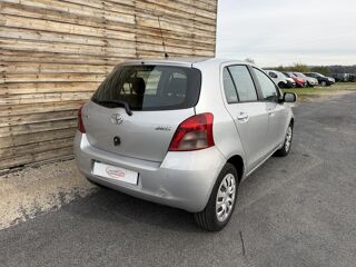Yaris 1.4 - 90 D-4D II 2005 Luna PHASE 1 2007 occasion 19100 Brive-la-Gaillarde