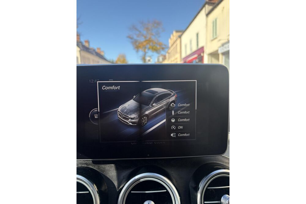 Classe GLC GLC 350 d - COUPE - Fascination 4-Matic - TOIT OUVRANT 2017 occasion 78760 Jouars-Pontchartrain