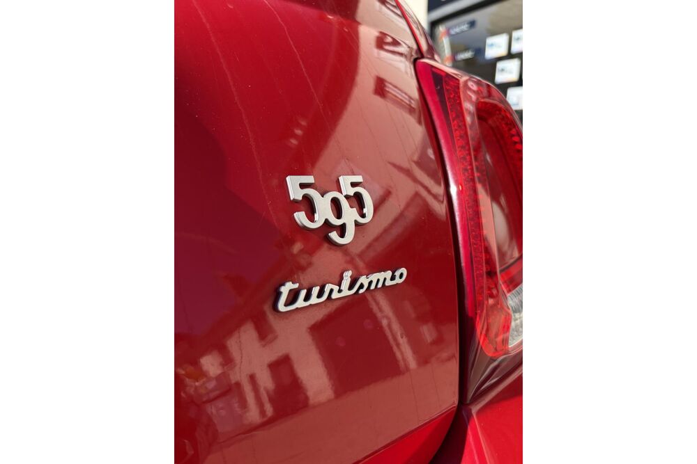 500 ABARTH 595 TURISMO 1.4 T-JET 165 CH BVA TOIT NOIR ECHAPPEMEN 2018 occasion 78760 Jouars-Pontchartrain