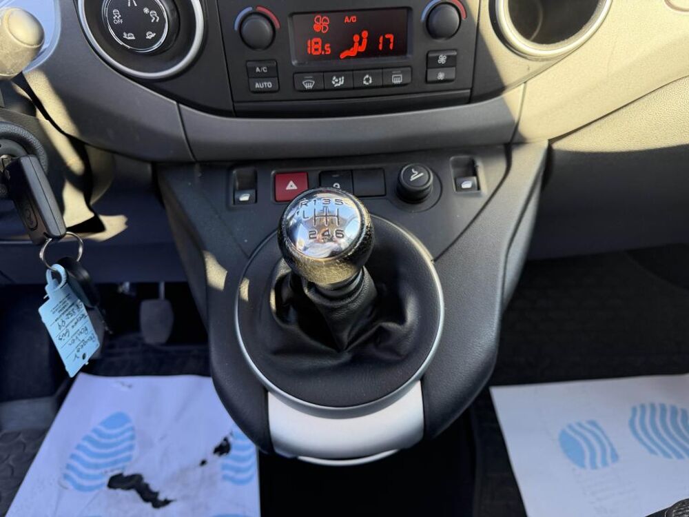 Partner 1.6 BlueHDi S&S - 120 gps + clim + radar AR + attelage 2017 occasion 19100 Brive-la-Gaillarde