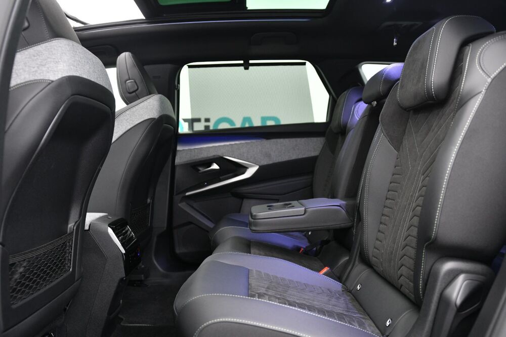 5008 Plug-in Hybrid 225 ch e-DCS7 GT occasion 17130 Montendre