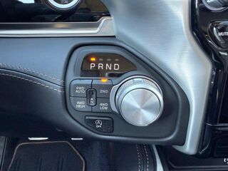 RAM 1500 CREW TUNGSTEN AIR BOX HAYON MULTI 2026 occasion 91830 Le Coudray-Montceaux