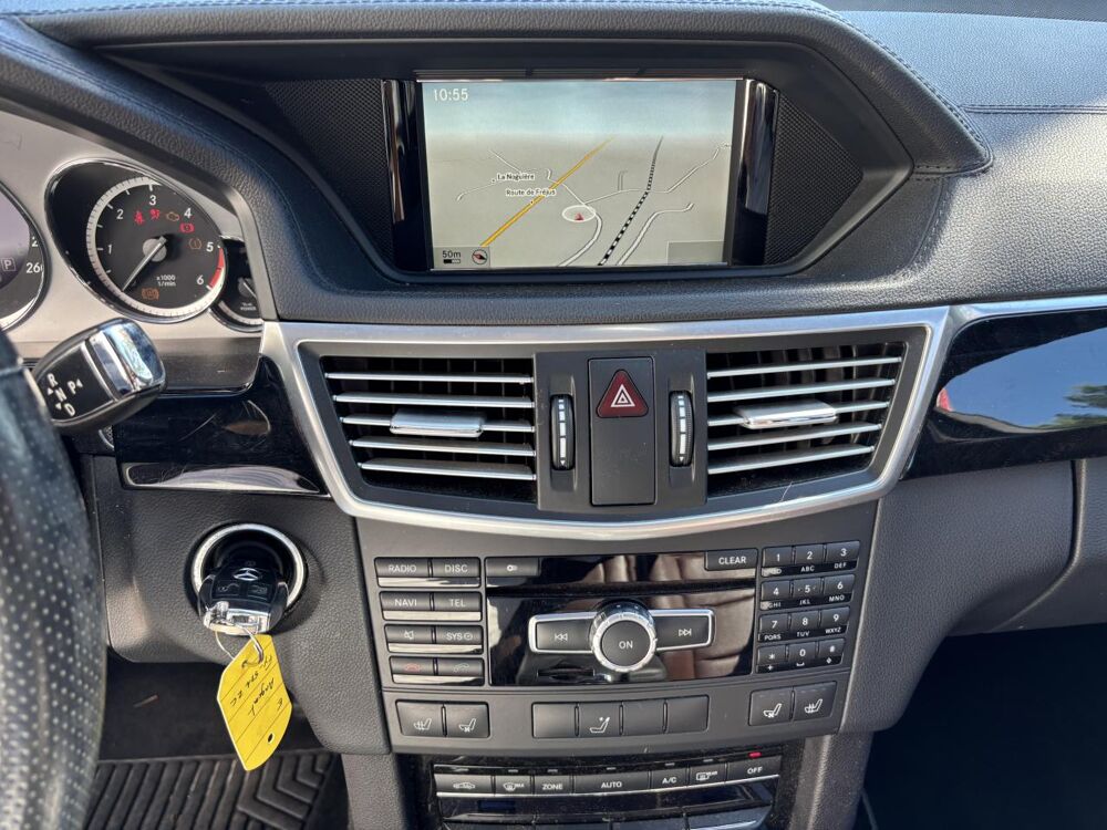 Classe E E 300 cdi BlueTEC Hybrid - BVA 7G-Tronic Plus BERLINE - BM 2012 occasion 83490 Le Muy