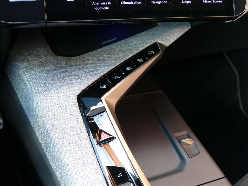 5008 III HYBRID 145 GT EXCLUSIVE - BV E-DCS6 2026 occasion 77090 Coll&eacute;gien
