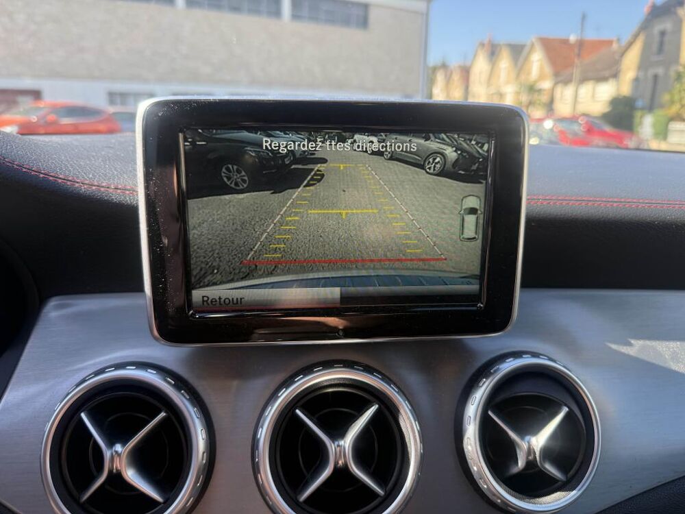 Classe GLA 250 - 211ch BV 7G-DCT Fascination 4-Matic TOIT OUVRANT + GP 2015 occasion 19100 Brive-la-Gaillarde