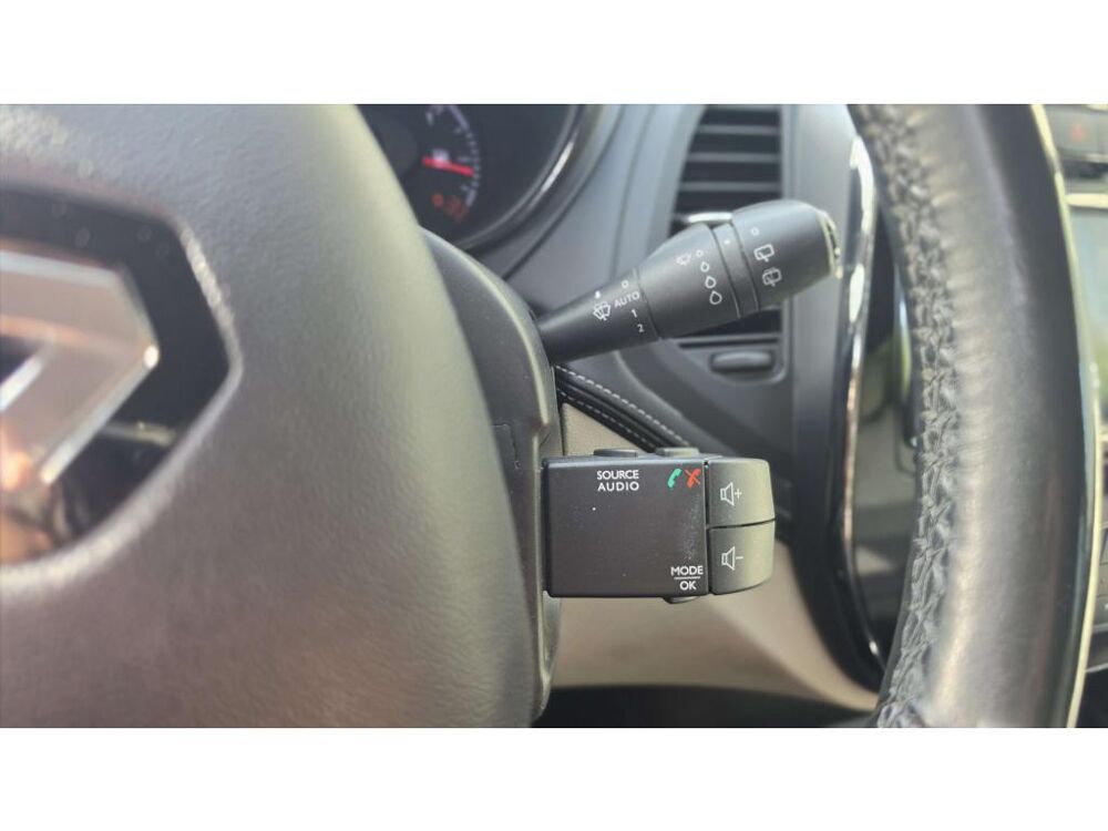 Captur 1.5 dCi 110 Initiale Paris - CAM - CUIR - AUDIO BOSE 2018 occasion 13760 Saint-Cannat