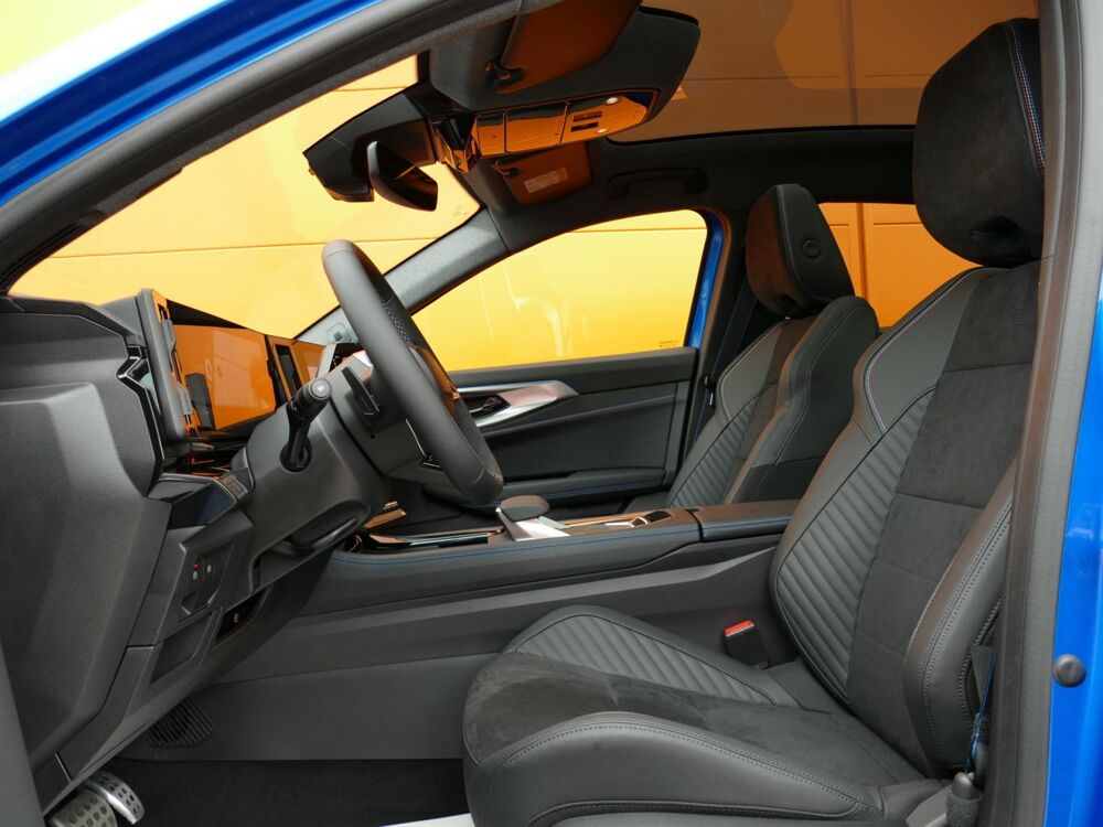 Rafale E-TECH HYBRID 200 ESPRIT ALPINE - BVA + TOIT SOLARBAY 2026 occasion 77090 Coll&eacute;gien
