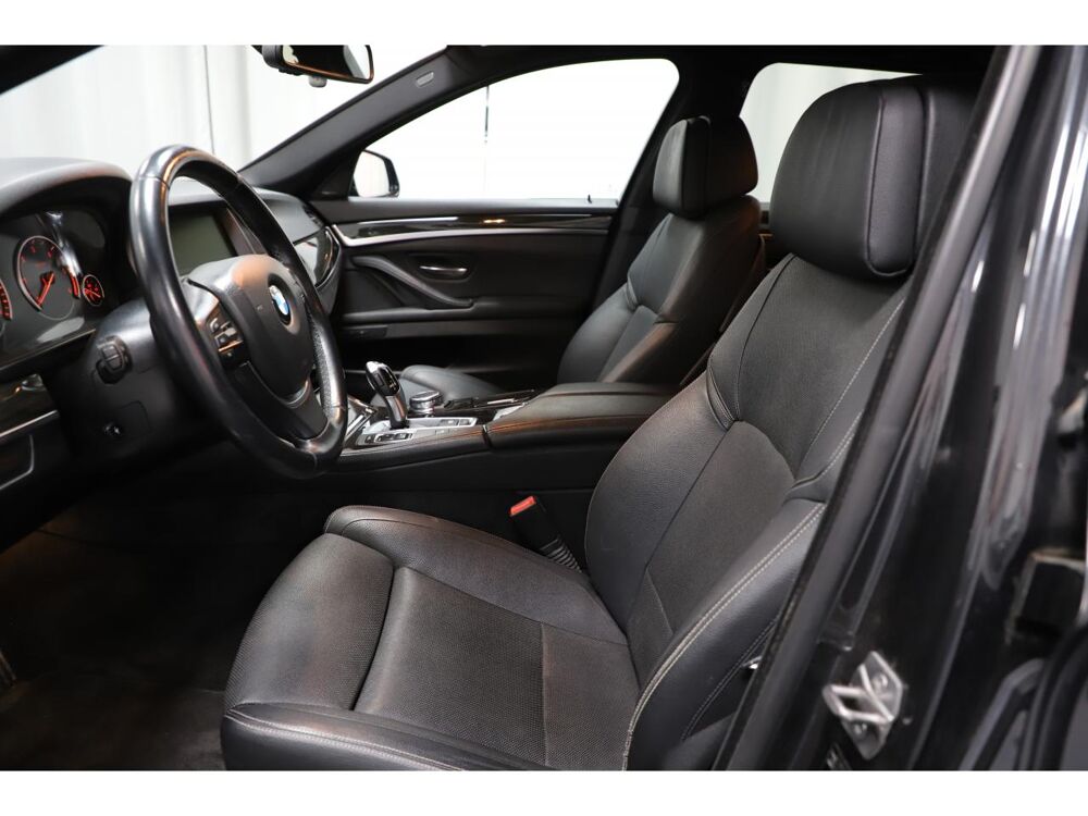 S&eacute;rie 5 530d xDrive Touring Luxury - BVA Sport F11 LCI 2015 occasion 06550 La Roquette-sur-Siagne