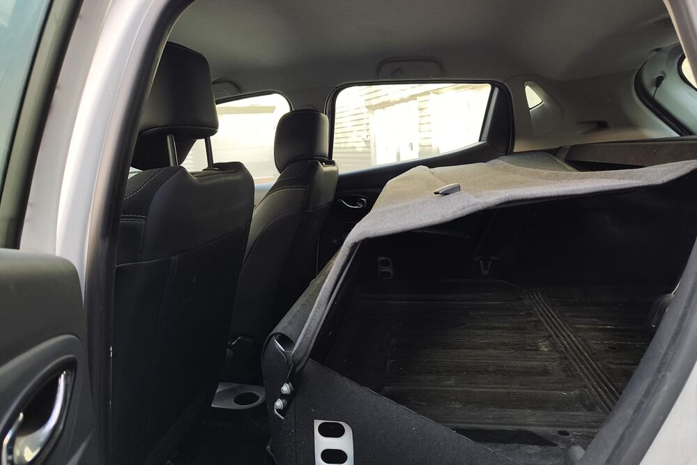Clio 1.5 dCi - 75 cv - Soci&eacute;t&eacute; Air M&eacute;diaNav 2015 occasion 77185 Lognes