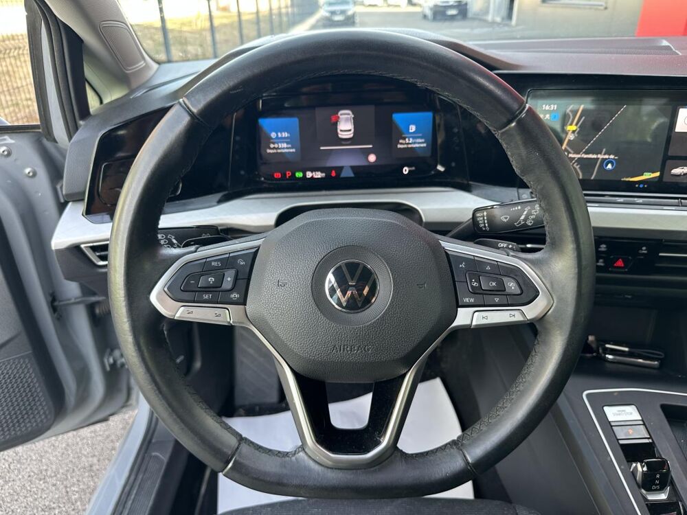 Golf 1.5 eTSI OPF - 150 - BV DSG 7 VIII BERLINE Life 1st PHASE 1 2020 occasion 25300 Pontarlier