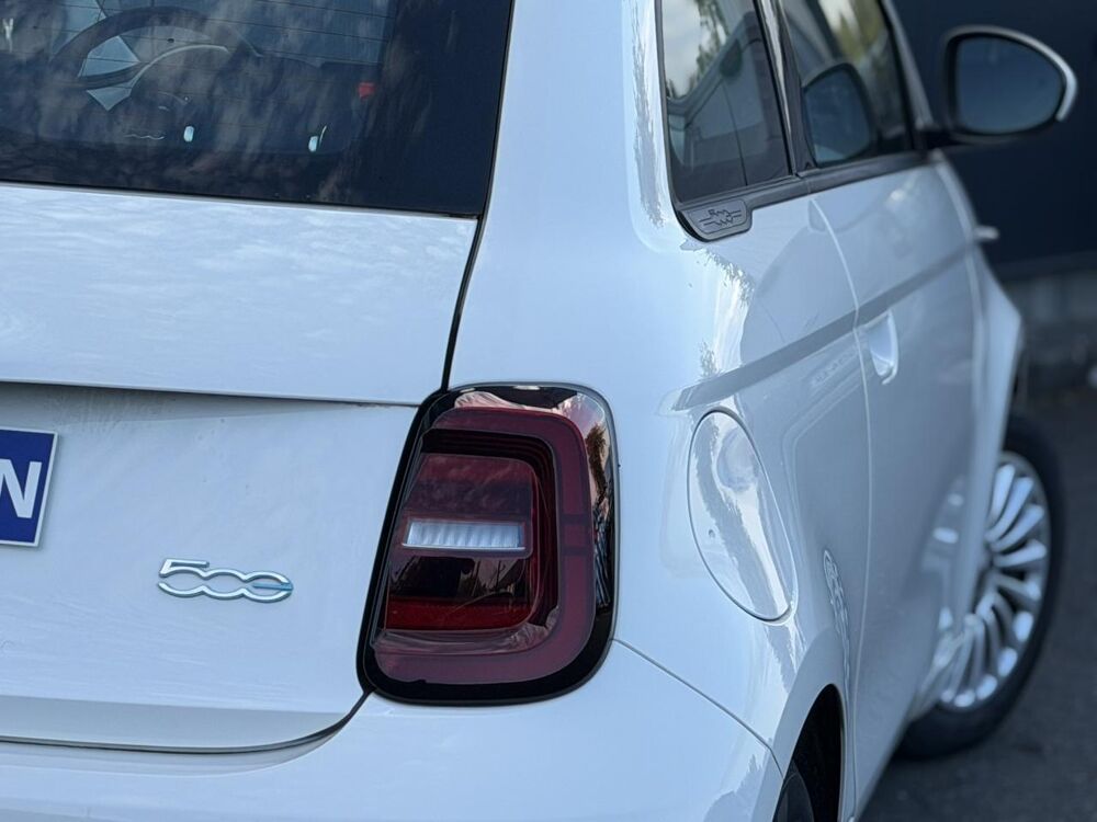 500 Electrique 118ch 42.0kWh Icone + Pack Confort - SOH +95% 2023 occasion 35300 Foug&egrave;res
