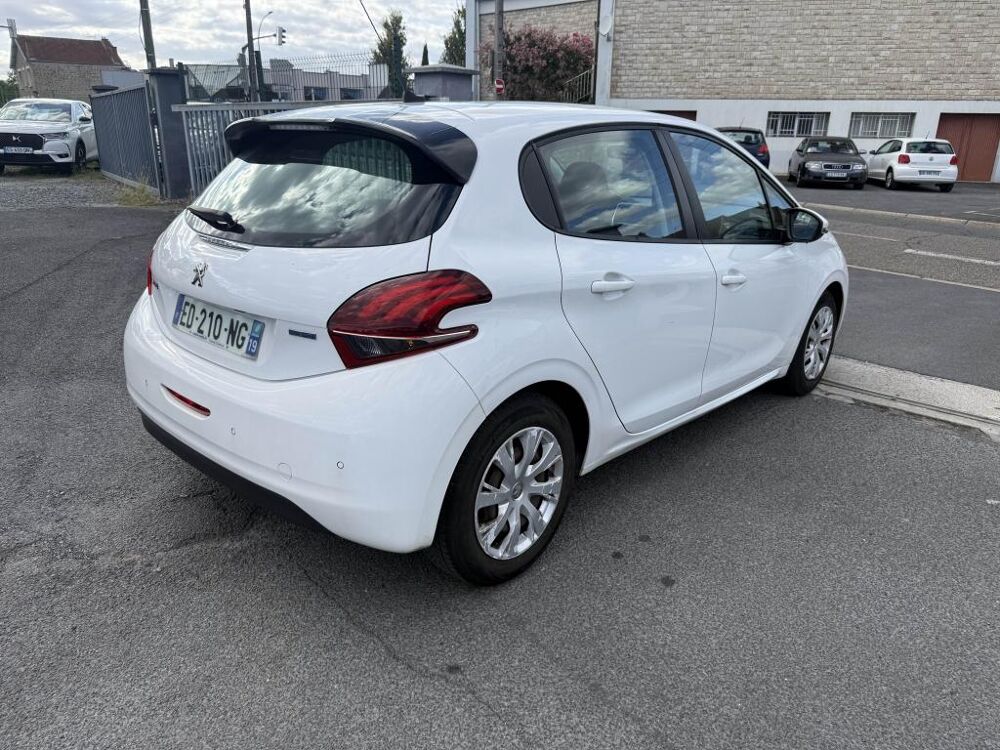 208 1.6 BlueHDi - 100 Allure gps + clim + Radar AR 2016 occasion 19100 Brive-la-Gaillarde