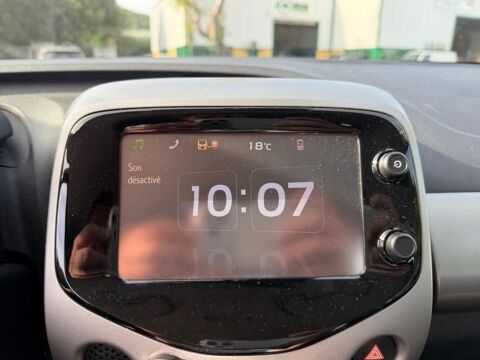 Aygo 1.0 VVT-i II 2017 x-play PHASE 1 2017 occasion 13400 Aubagne