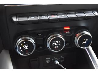 Clio 1.3 Tce FAP - 140 - 2021N V BERLINE Intens PHASE 1 2022 occasion 06250 Mougins