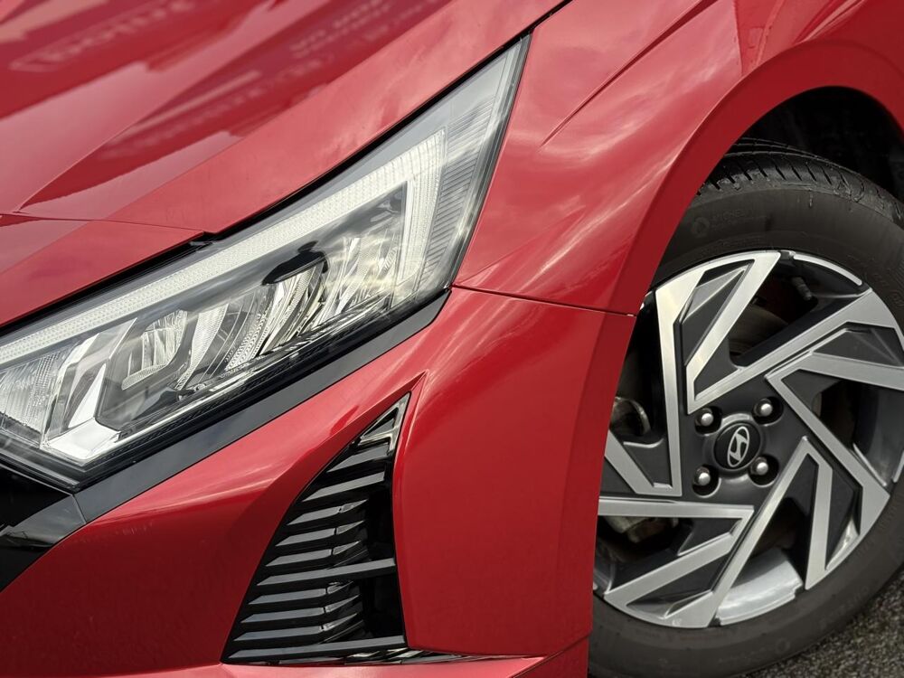 i20 1.T-GDI 100 Klass avec GPS, Cam&eacute;ra de recul et Apple Car Pla 2025 occasion 35300 Foug&egrave;res