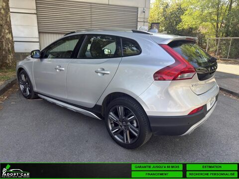 V40 Cross Country D3 - 150 - BVA Geartronic CROSS COUNTRY Summu 2016 occasion 77185 Lognes