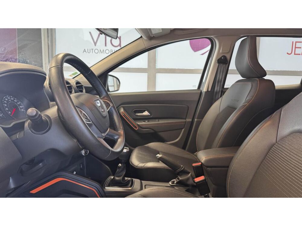 Duster 1.3 TCe 130 Extreme - CarPlay - Entretien Complet Dacia - 2022 occasion 60740 Saint-Maximin