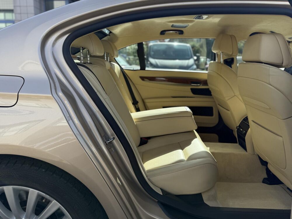 S&eacute;rie 7 750Li xDrive Exclusive Individual SUIVI BMW GARANTIE 12 MOIS 2011 occasion 94360 Bry-sur-Marne