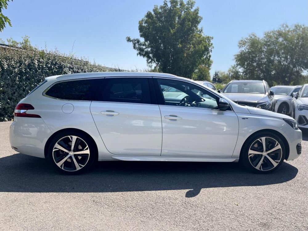308 SW GT 2.0 180ch BV6 BlueHDi - TOIT PANO - CLIM AUTO - CAMERA 2017 occasion 13760 Saint-Cannat