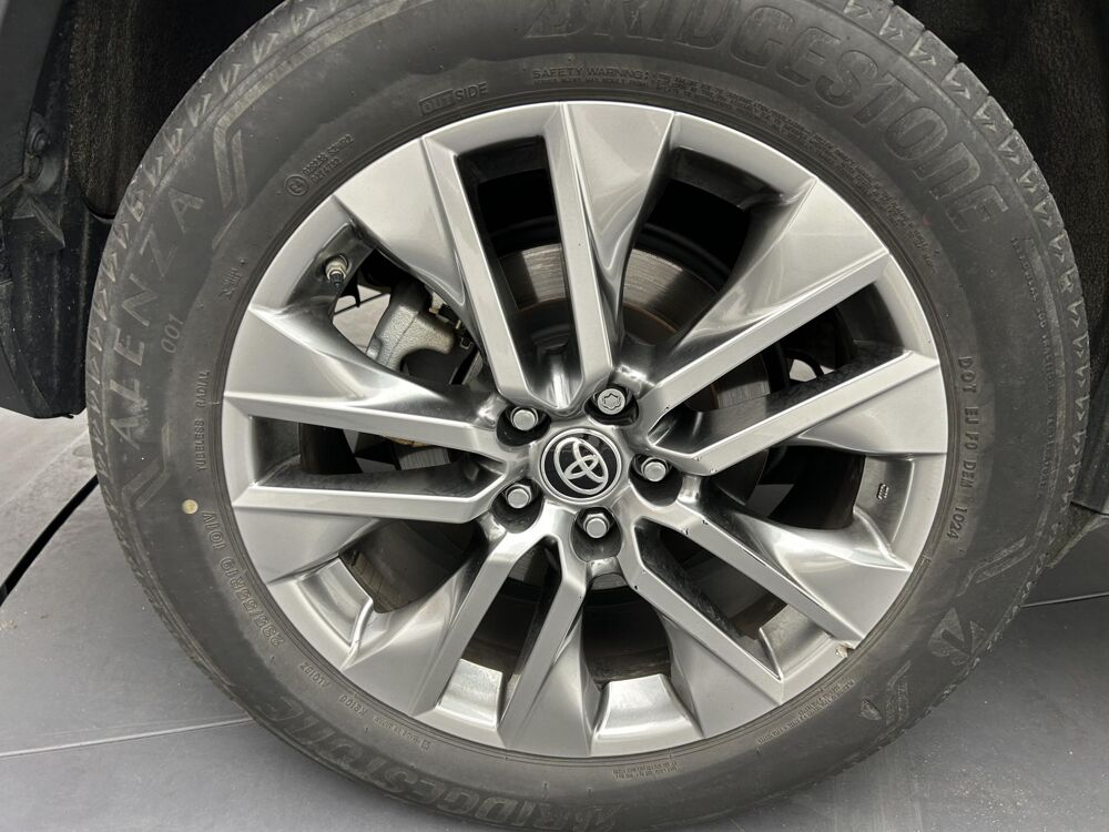 RAV 4 4x4 Hybride 2.5 222ch LOUNGE 2024 - 1ERE MAIN - GARANTIE CON 2024 occasion 33130 B&egrave;gles