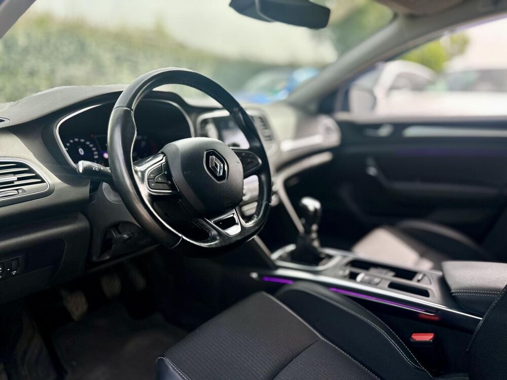 M&eacute;gane IV 1.5 dCi 115 IV Intens + CARPLAY + CAMERA + TETE HAUTE 2021 occasion 13760 Saint-Cannat