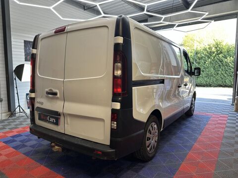 NV300 Visia 2.8t L1H1 1.6 dCi - 95 FOURGON Fourgon L1H1 PHASE 1 2016 occasion 33370 Artigues-pr&egrave;s-Bordeaux