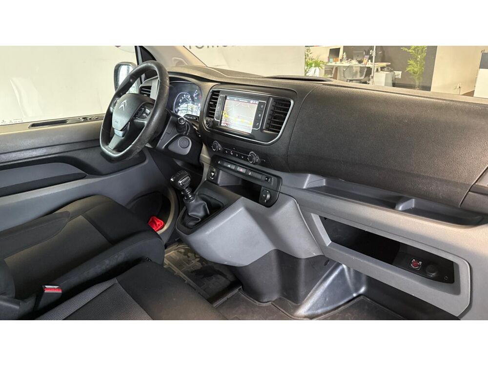Jumpy M 2.0 BlueHDi 150 Attelage / Cam&eacute;ra de recul / apple car pla 2017 occasion 60740 Saint-Maximin